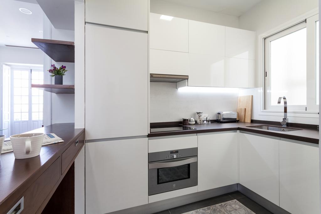 סביליה Stunning Boutique - Space Maison Apartments מראה חיצוני תמונה