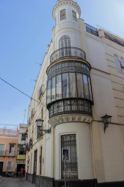 סביליה Stunning Boutique - Space Maison Apartments מראה חיצוני תמונה